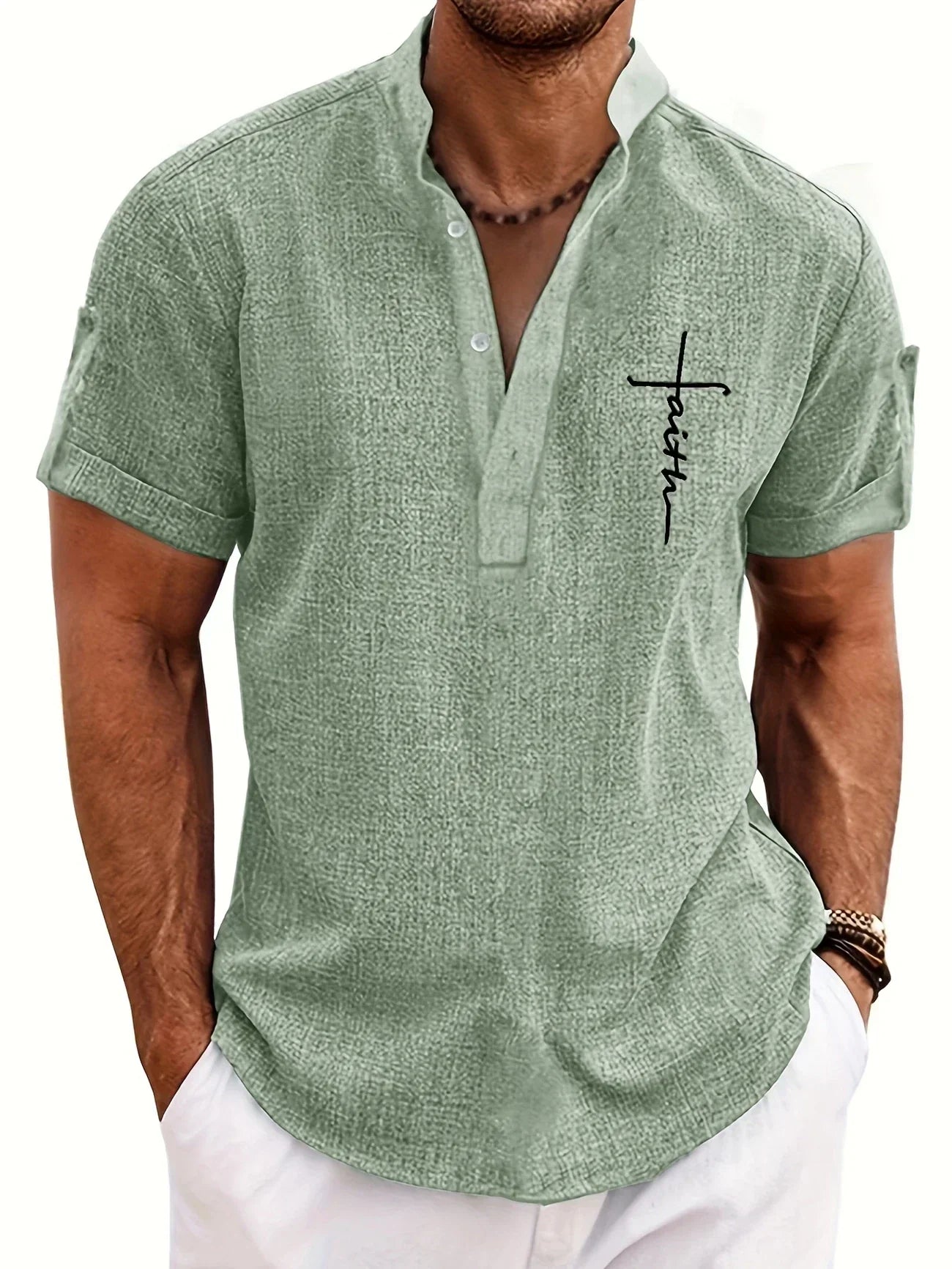 Camisa elegante de manga corta y cuello alto