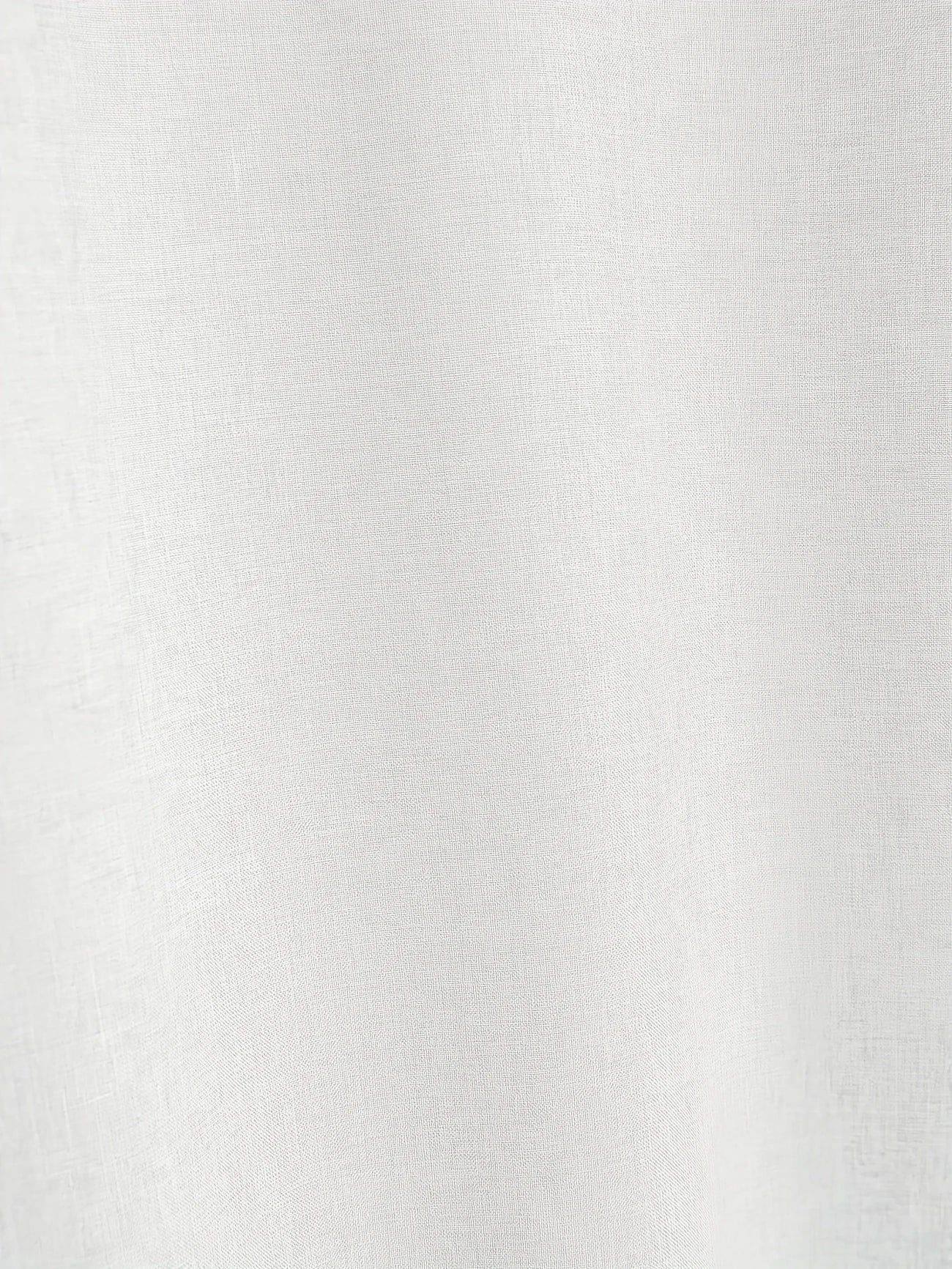 Camisa elegante de manga corta y cuello alto