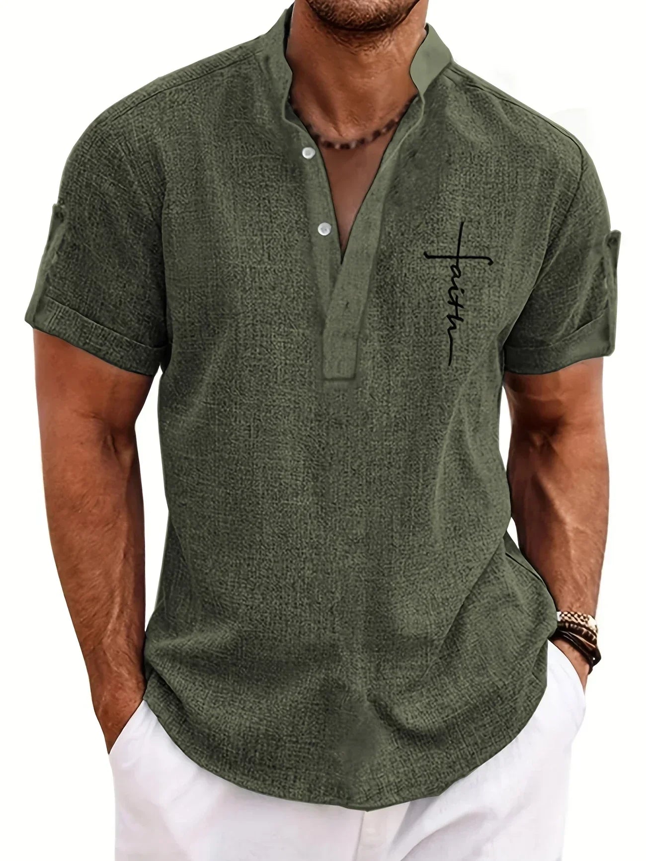 Camisa elegante de manga corta y cuello alto
