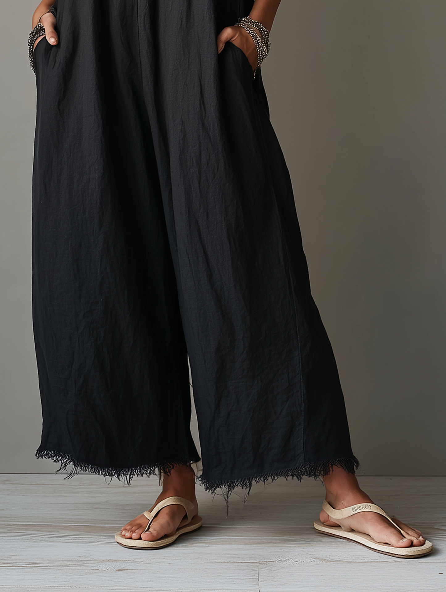 Lea | Mono Minimalista de Lino