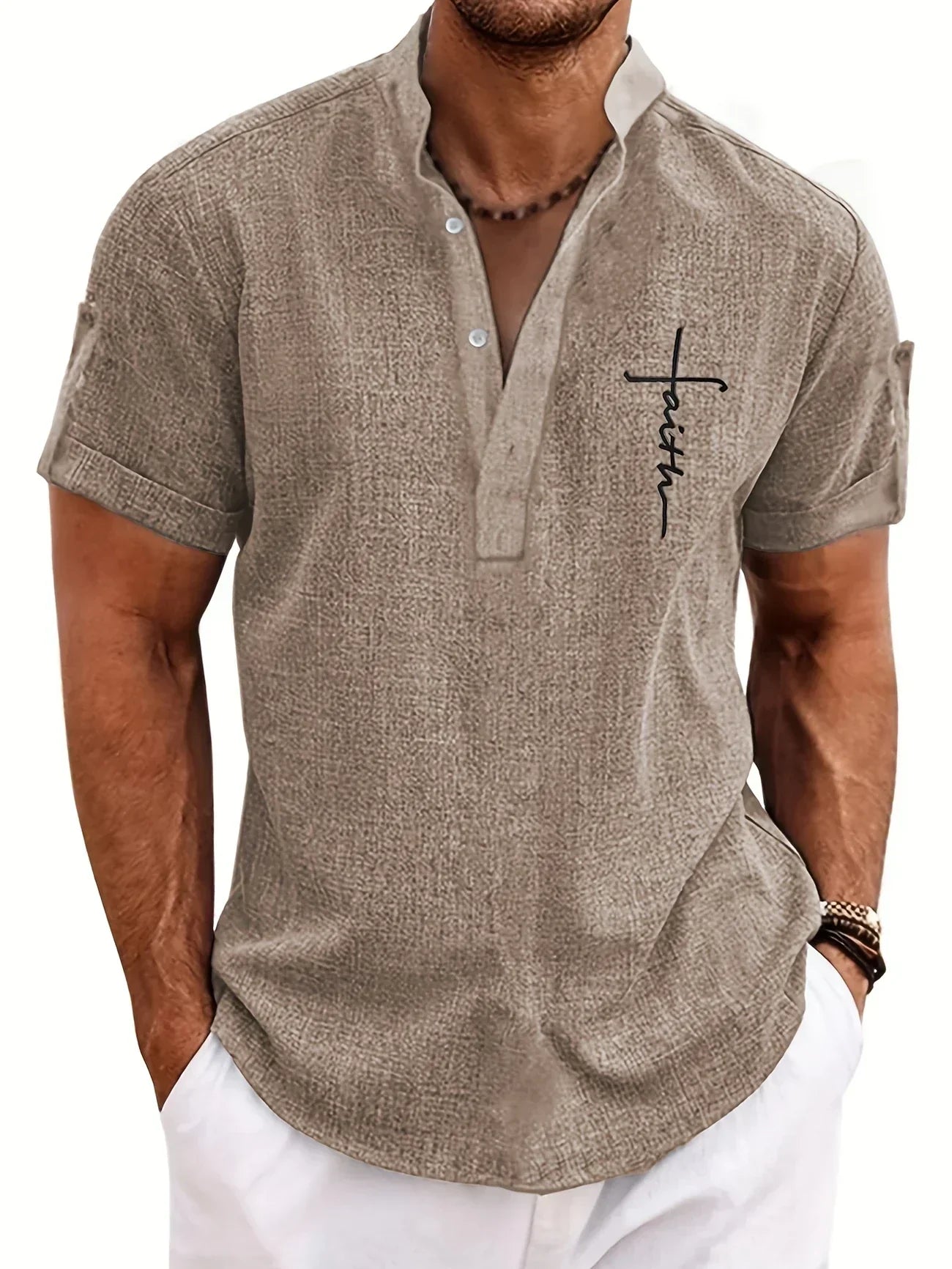 Camisa elegante de manga corta y cuello alto