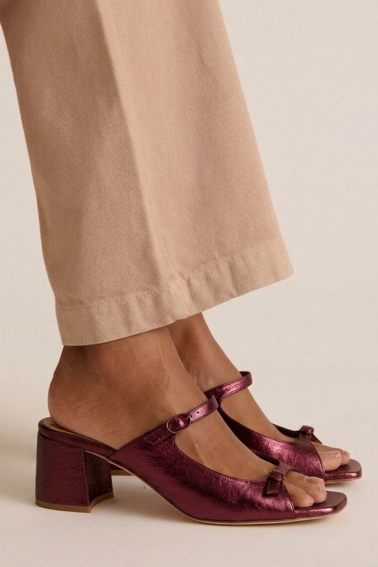 Mitzi | Sandalias Tipo Mule con Tacón Ancho