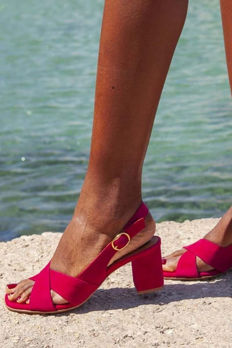 Tonantzin | Sandalias de Tacón Ancho con Tiras Cruzadas
