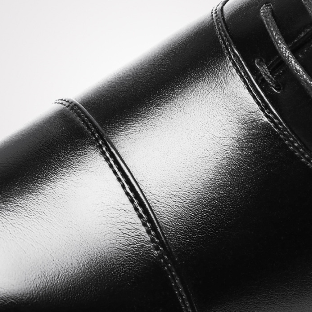 Zapatos clásicos de cuero