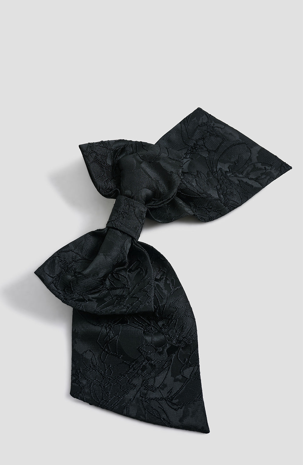 Horquilla con lazo negro