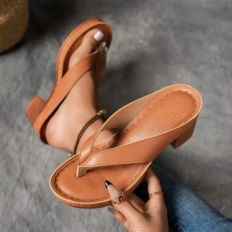 María | Sandalias Elegantes y Cómodas