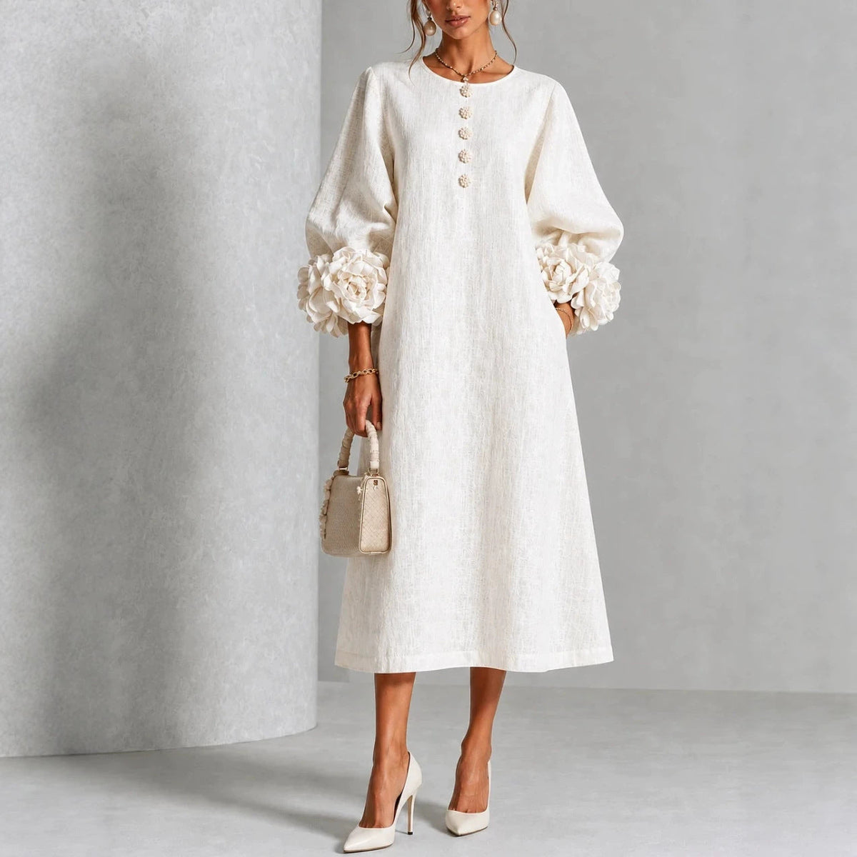 Rosario | Vestido Midi con Puños de Rosas