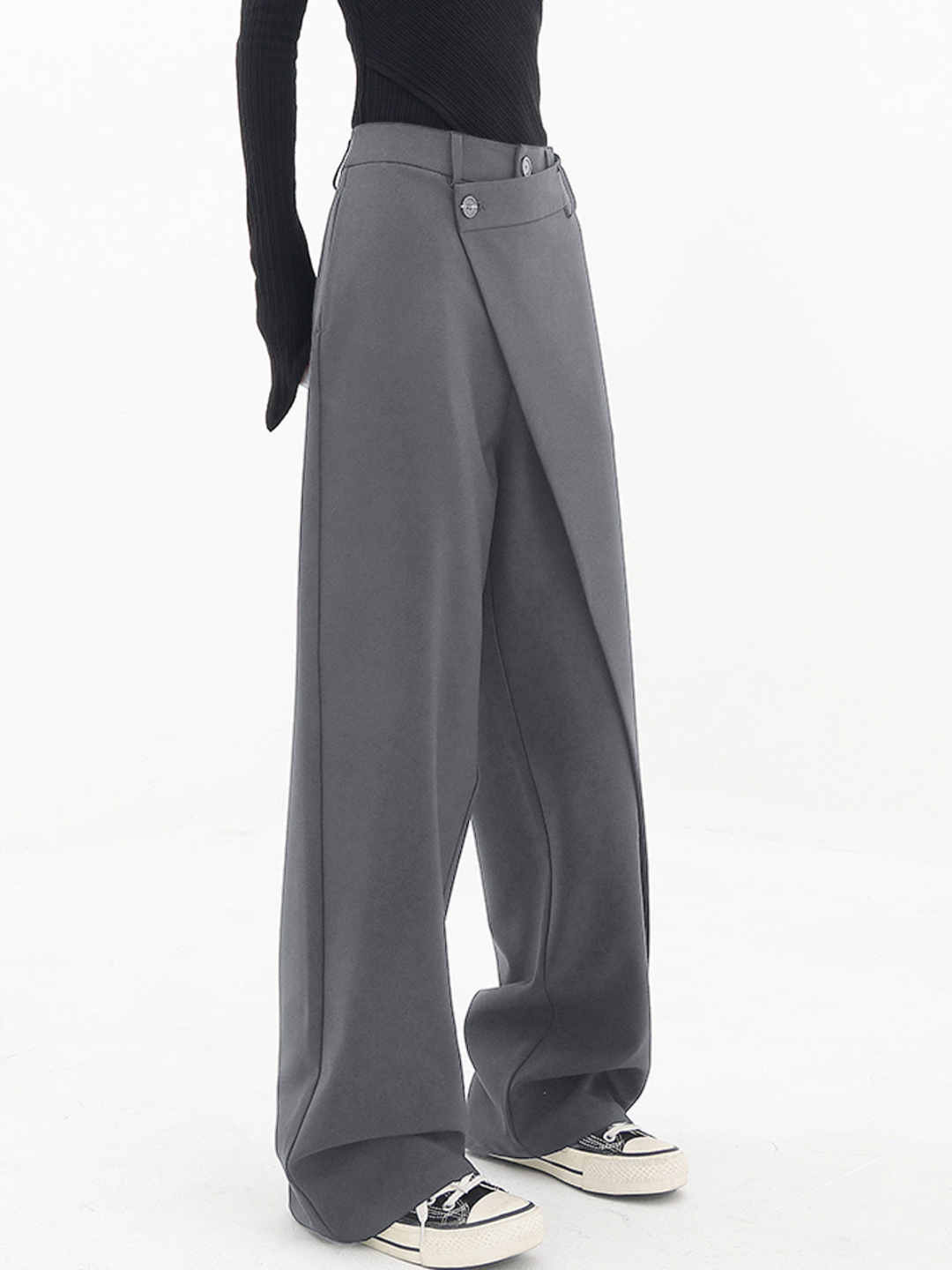 Pantalones holgados modernos