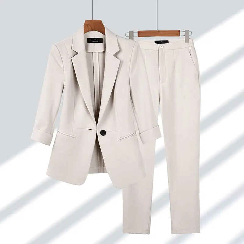 Conjunto de chaqueta y pantalón de lujo