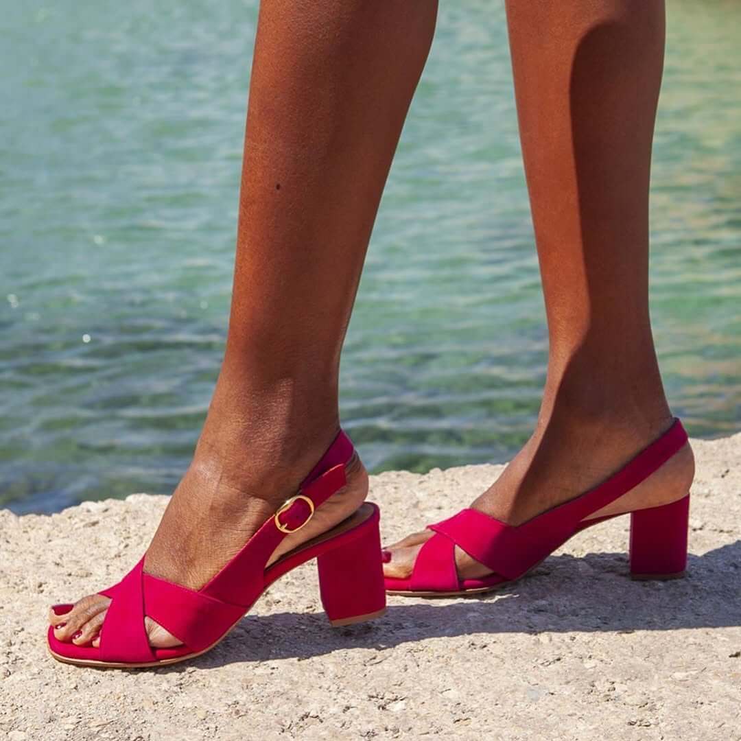 Tonantzin | Sandalias de Tacón Ancho con Tiras Cruzadas