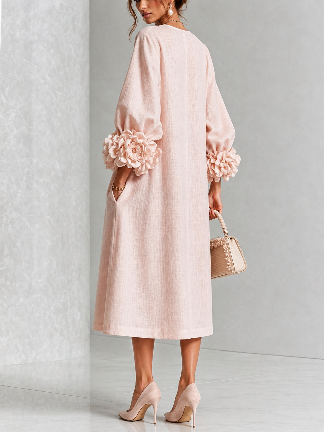 Rosario | Vestido Midi con Puños de Rosas