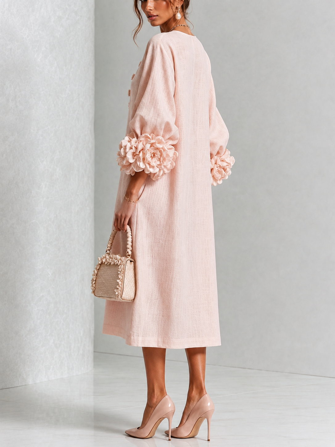 Rosario | Vestido Midi con Puños de Rosas