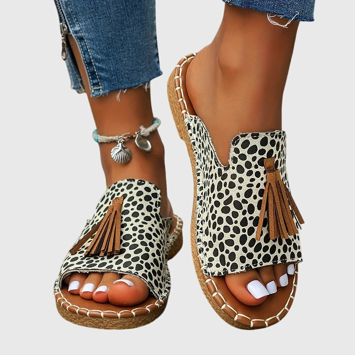Paula | Sandalias Bohemias con Pompones
