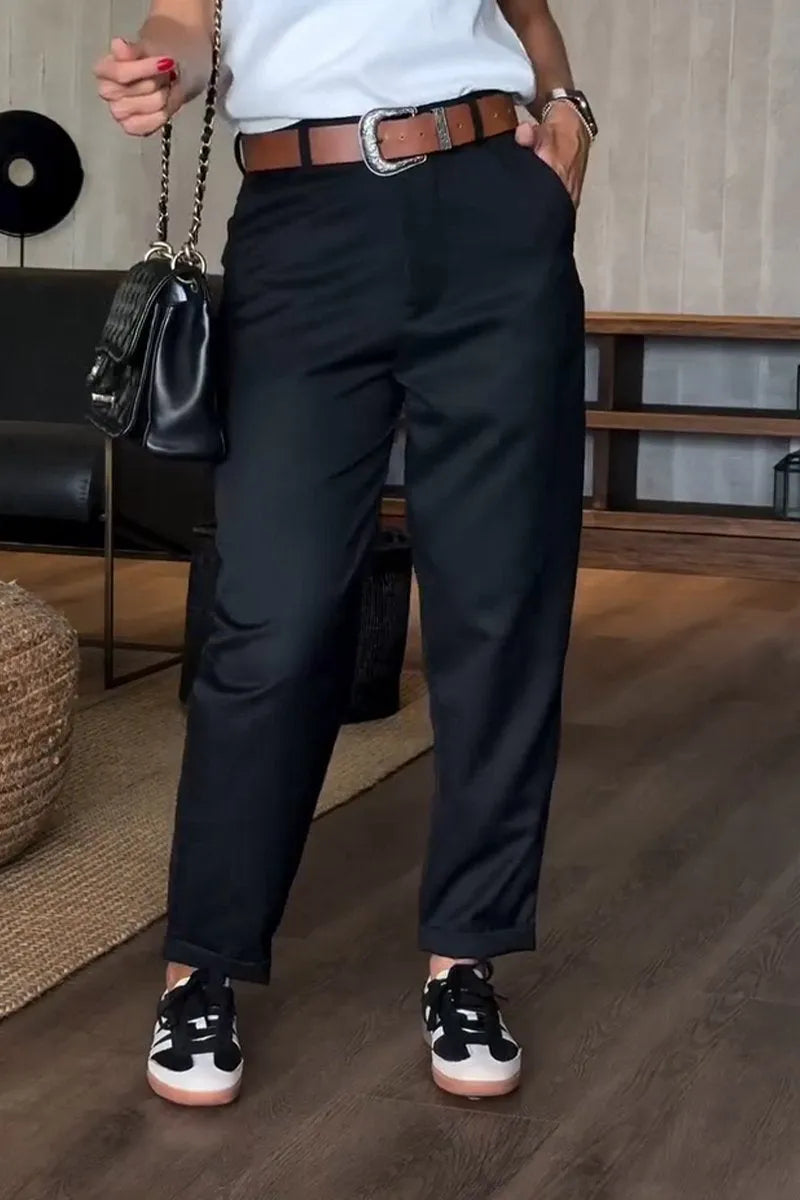 PANTALONES ELEGANTES Y QUE REALZAN LA SILUETA CON RAYAS
