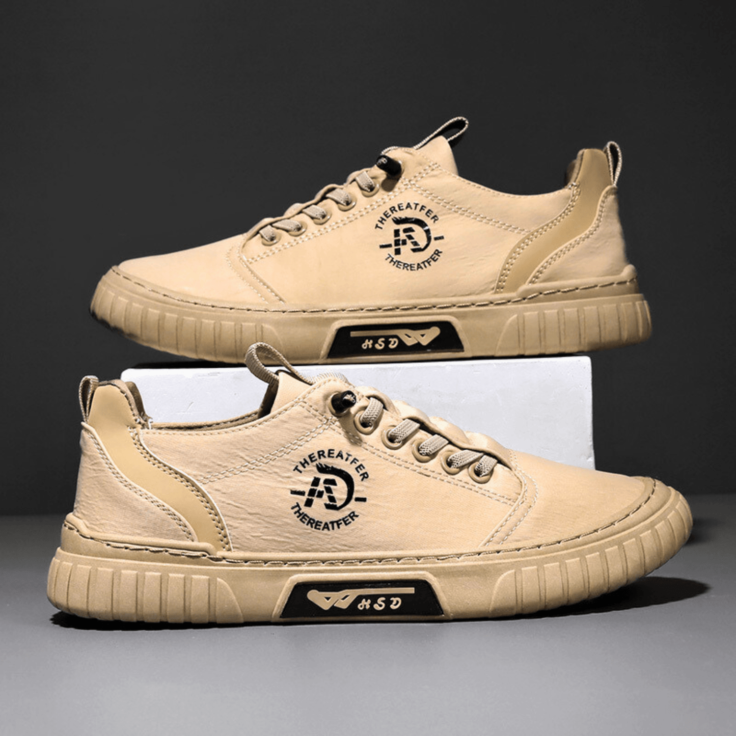 Clara Serra | Zapatillas urbanas informales