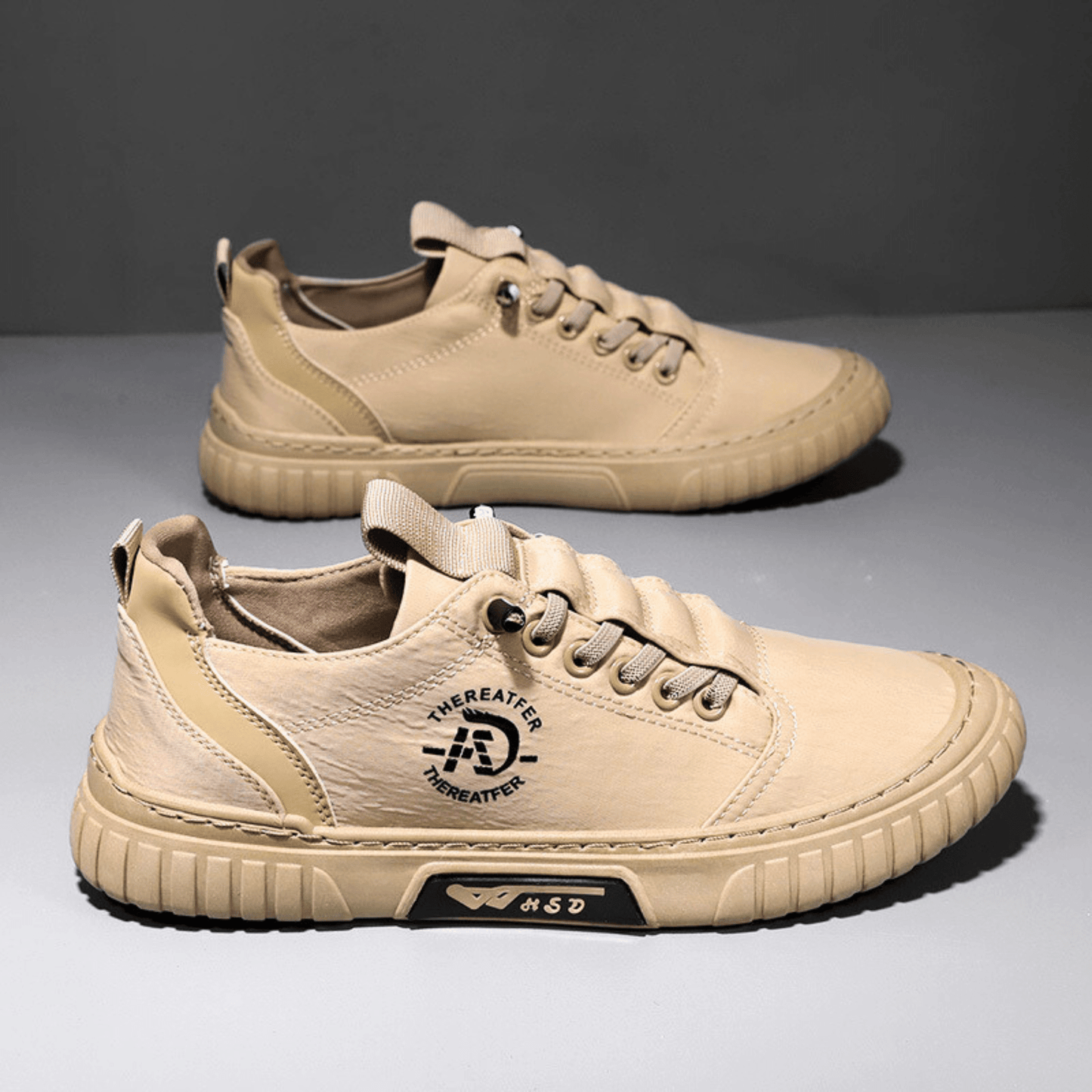 Clara Serra | Zapatillas urbanas informales