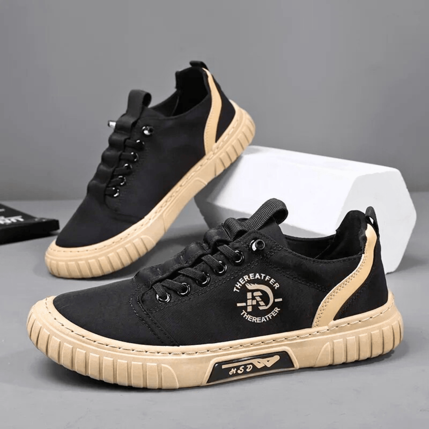 Clara Serra | Zapatillas urbanas informales